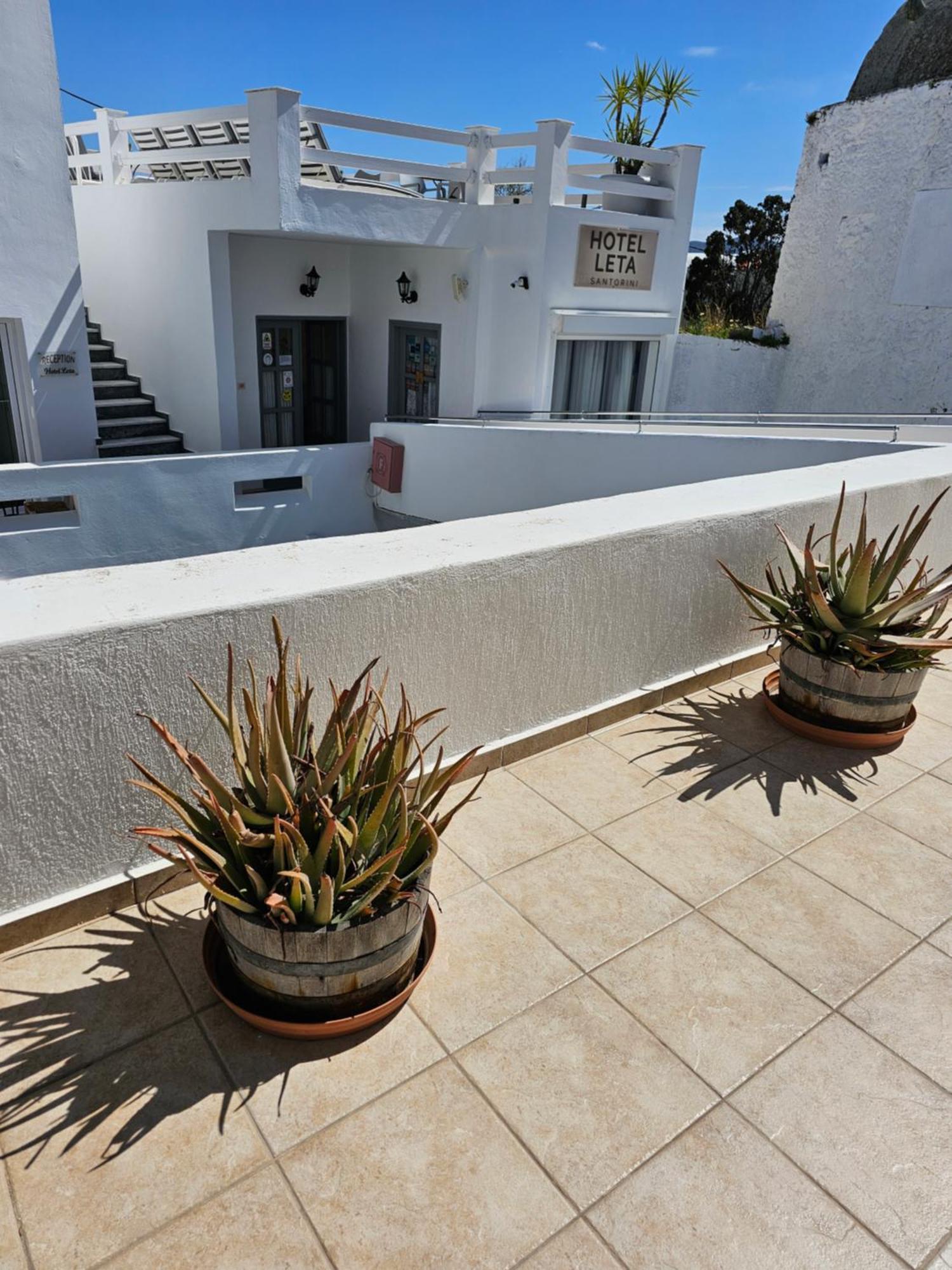 Hotel Leta Fira  Bagian luar foto